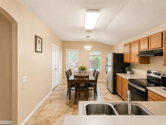 Building Photo - 12604 Paloma Blanca Way