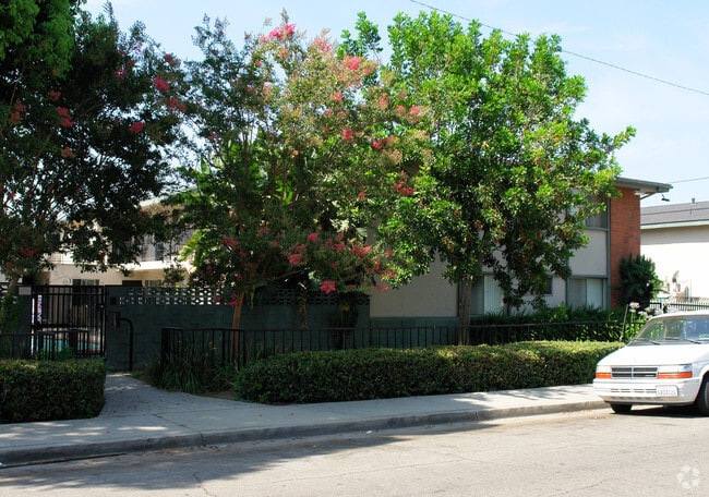 Building Photo - Patio Apartments