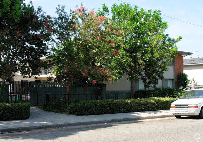 Foto del edificio - Patio Apartments