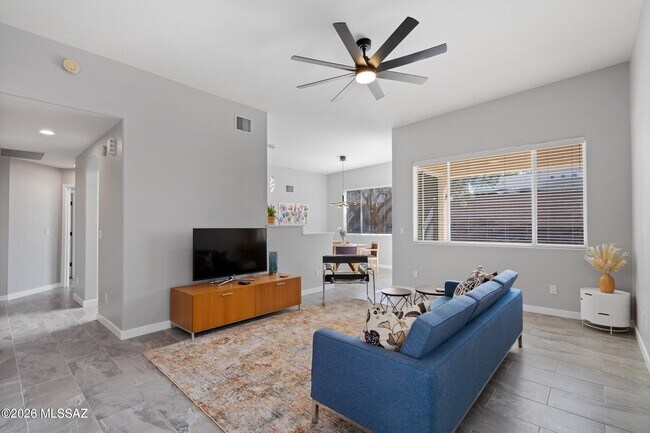 Foto del edificio - 8868 E Desert Lavender Pl
