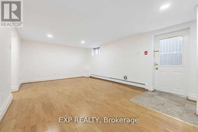 Photo du bâtiment - 635 Annette St