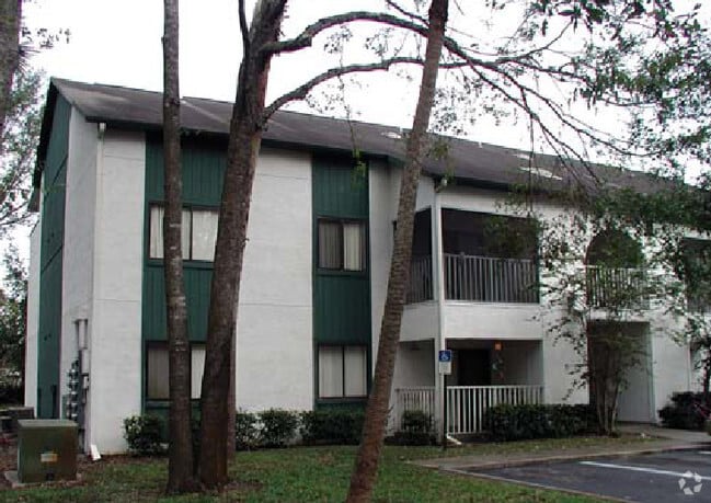 Alternate Building Photo 3 - Trailwoods Condominiums