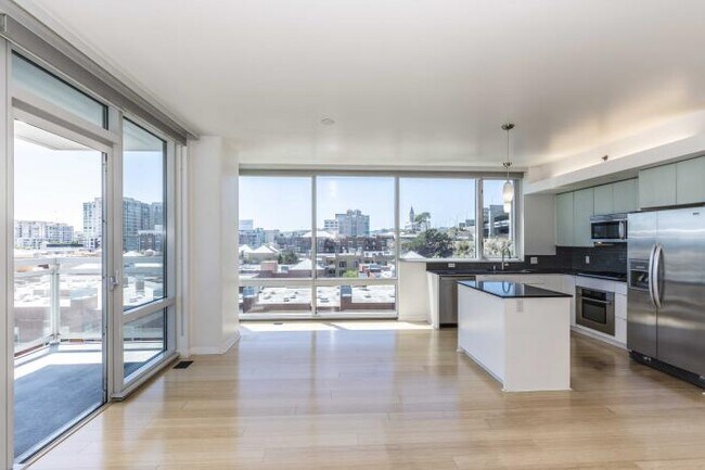 Foto del edificio - 2 bedroom in San Francisco CA 94105
