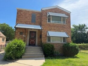 Building Photo - 9559 S Yates Blvd