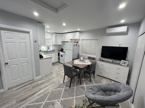 Foto del edificio - 7755 Jayseel St