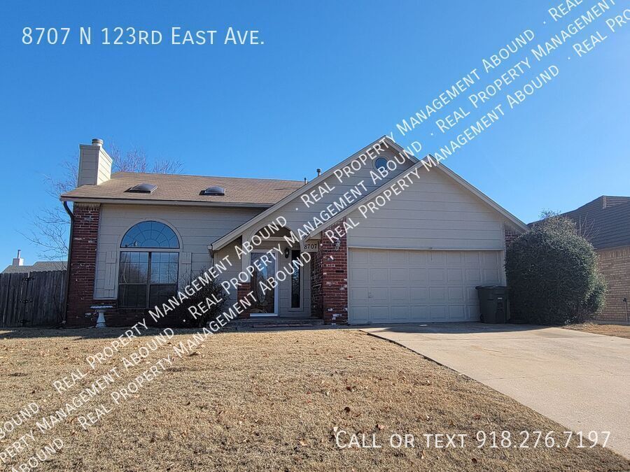 Foto principal - Prime Owasso Location!