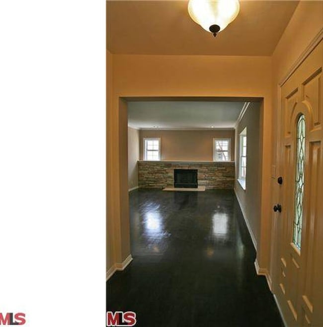 Foto del edificio - 4102 Shadyglade Ave