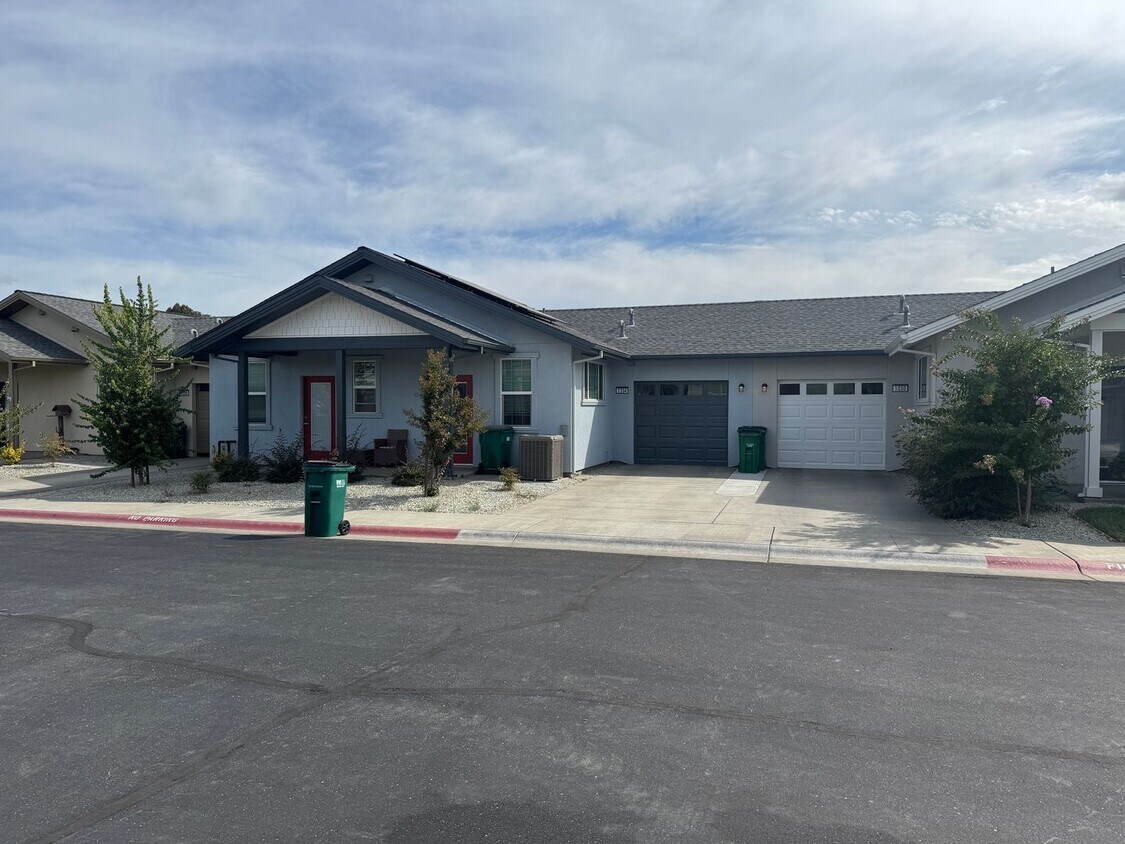 Foto del edificio - Fairview Village 55+ community