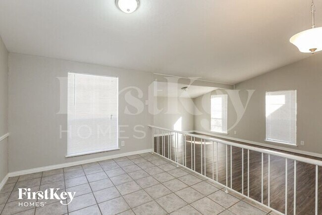 Foto del edificio - 2921 Dove Meadow Drive