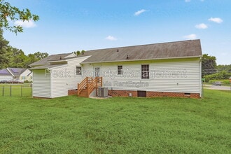 Building Photo - 6294 Simi Ct