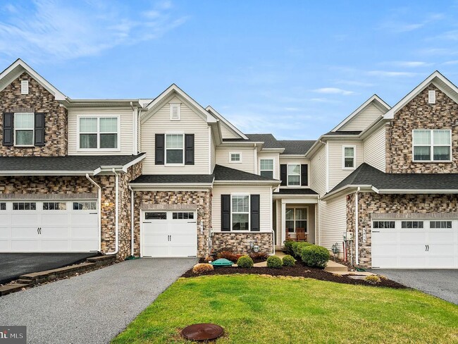Building Photo - 3413 Bergamont Way