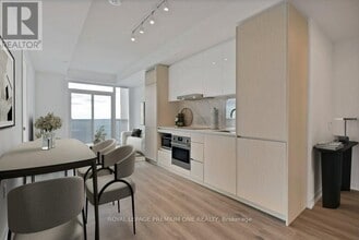 Building Photo - 28 Interchange Wy