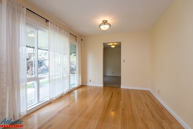 Building Photo - 229 Gabilan Ave