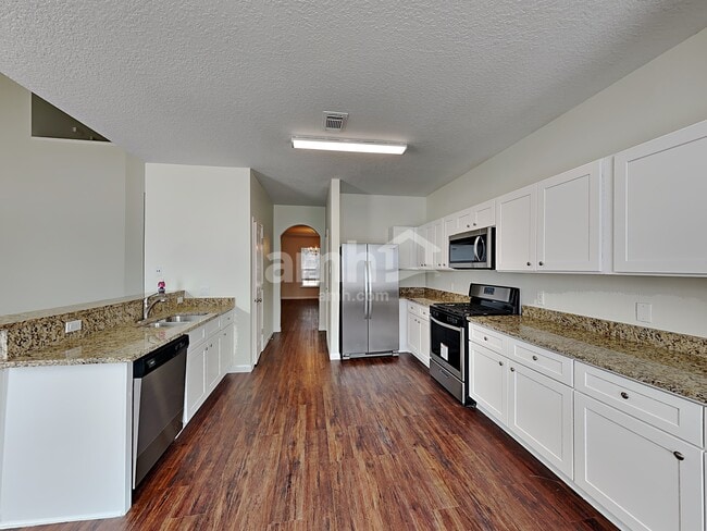 Foto del edificio - 38215 E Sulphur Creek Dr