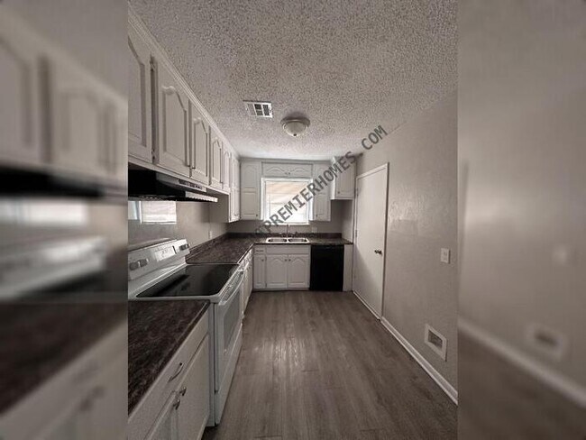 Foto del edificio - 1116 SW 43rd St