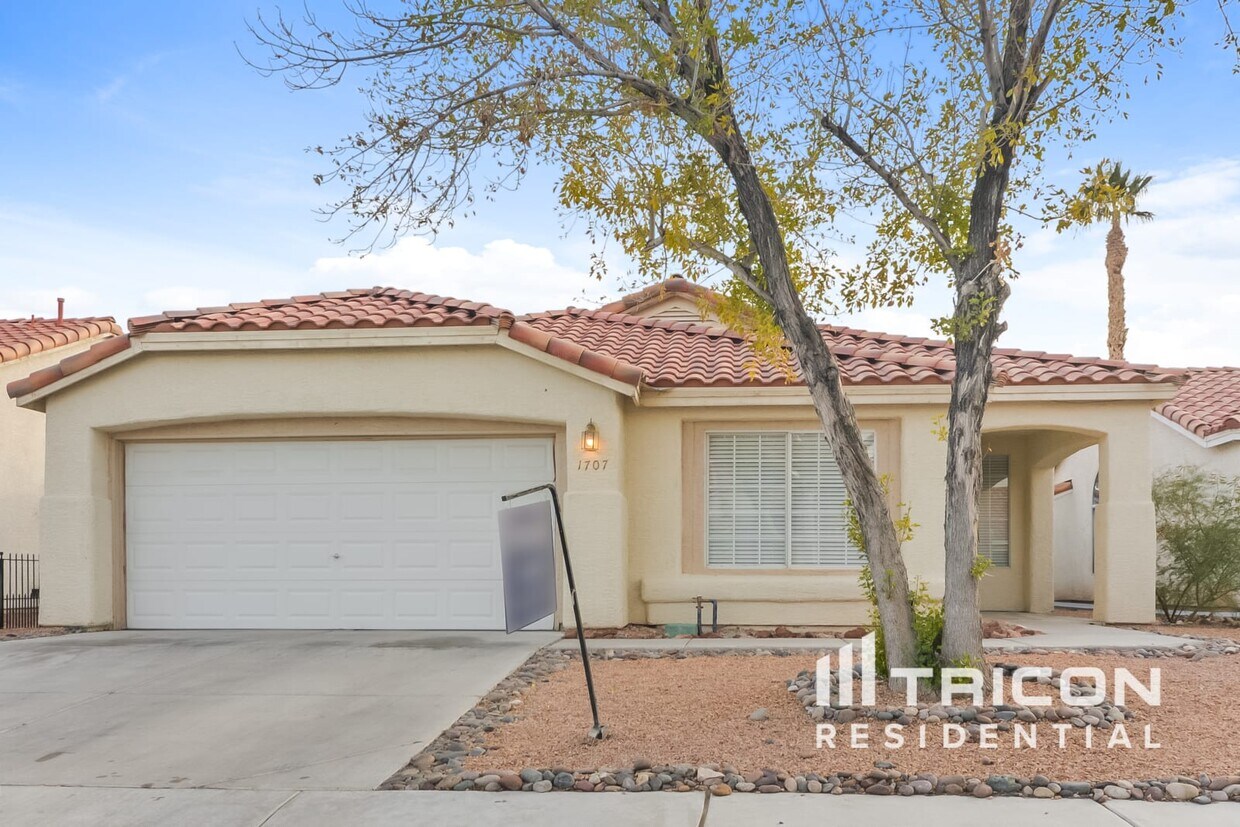 Primary Photo - 1707 Ashburn Drive North Las Vegas NV