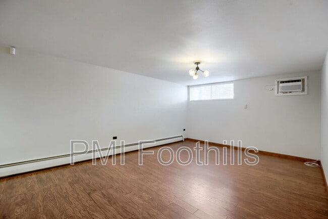 Photo - 701 N Pearl St Apartment