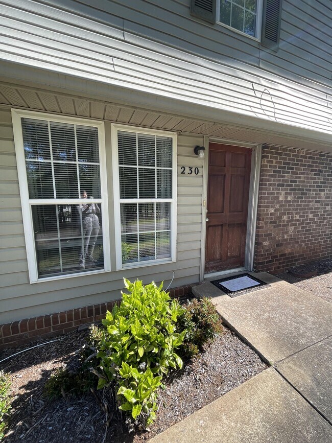 230 Park Ln, Newton, NC 28658 Townhome Rentals in Newton NC