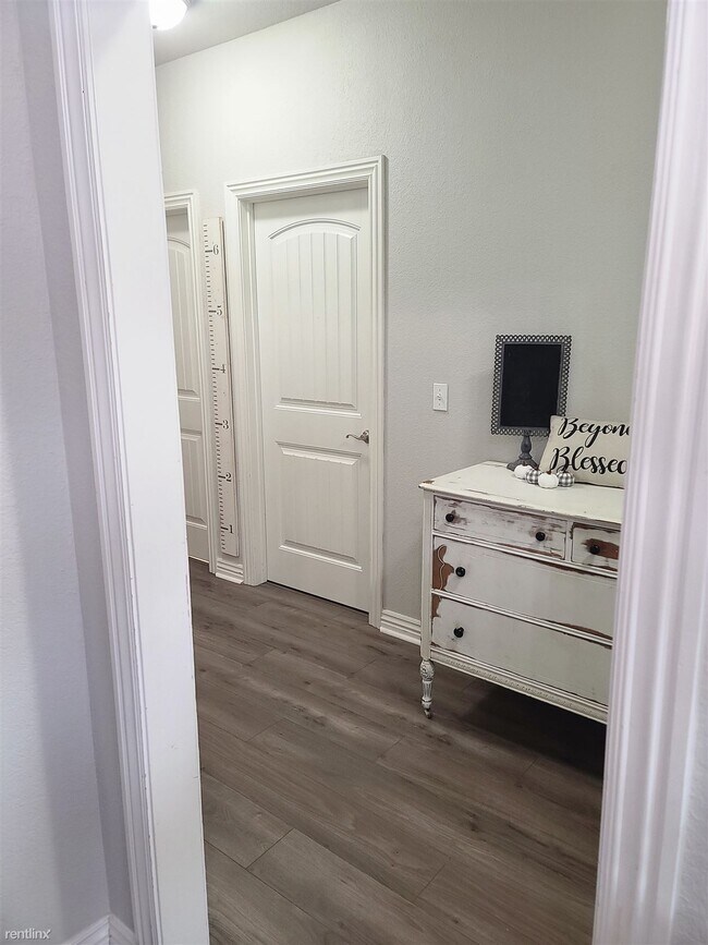 Foto del edificio - 4607 SW Swinton Dr