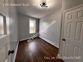 Building Photo - 1591 John F. Kennedy Blvd
