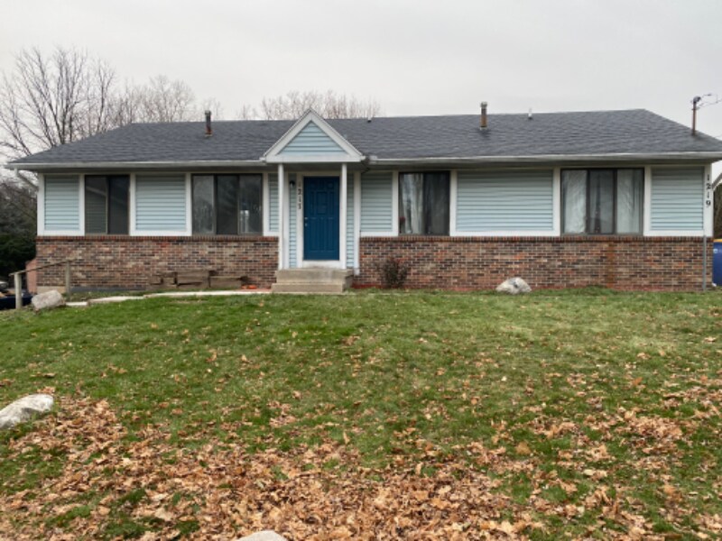 1217 Palmer Ct NE, Grand Rapids, MI 49505 Apartment for Rent in Grand