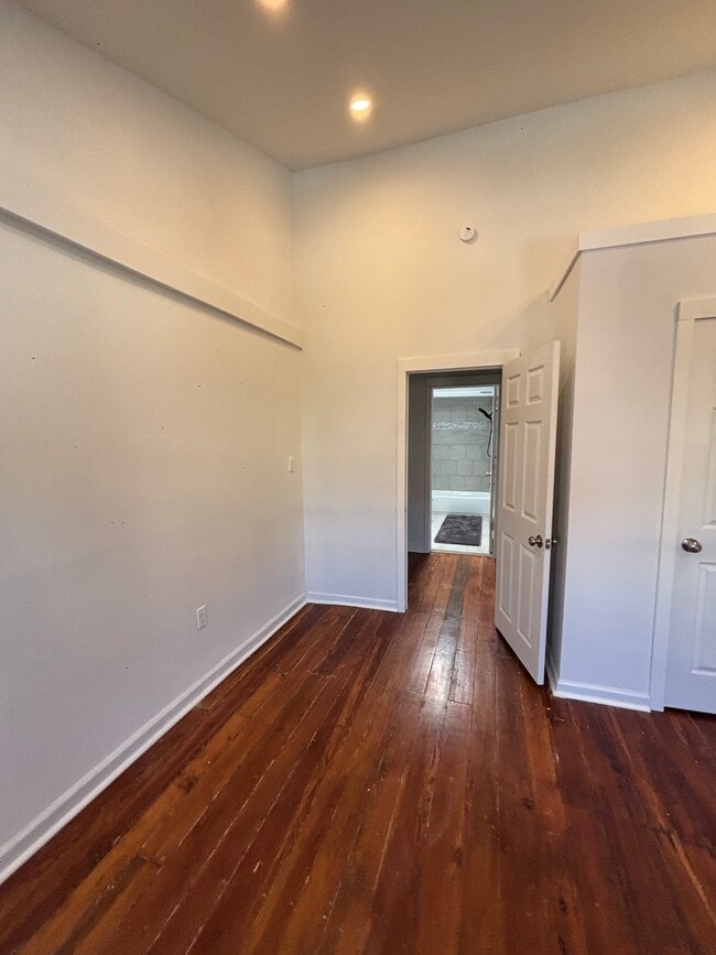 Foto del edificio - 452 Belgrade St