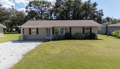 Building Photo - 2714 Grand Cayman St