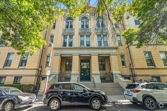 Building Photo - 350 W Fourth St