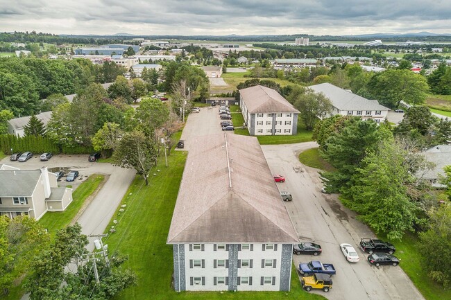 Building Photo - Cedarwoods Apartments