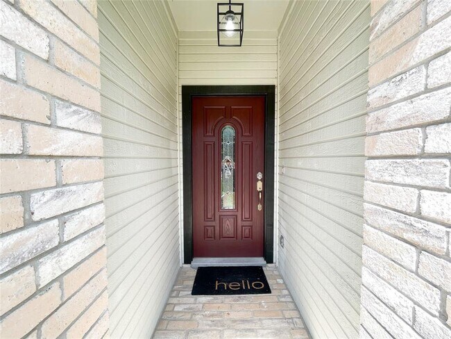 Building Photo - 1800 Timberwood Dr