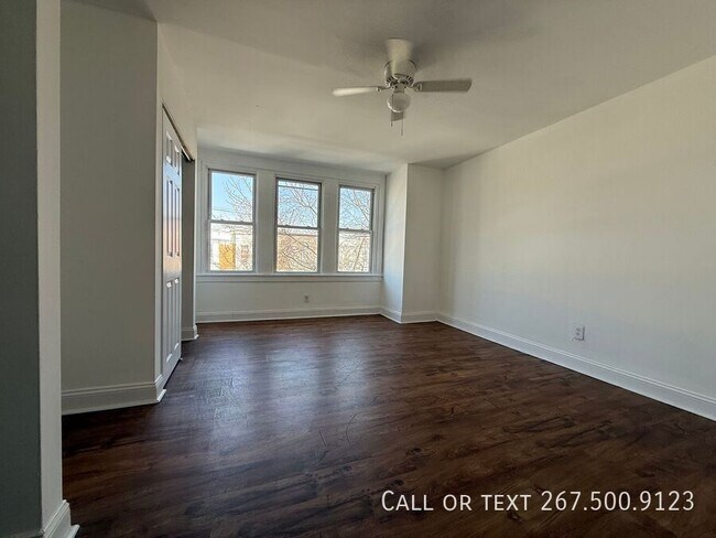 Building Photo - 226 W Ruscomb St