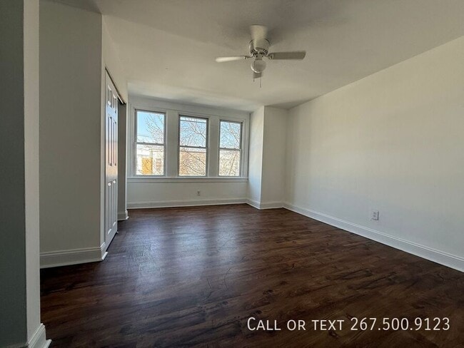 Photo - 226 W Ruscomb St House