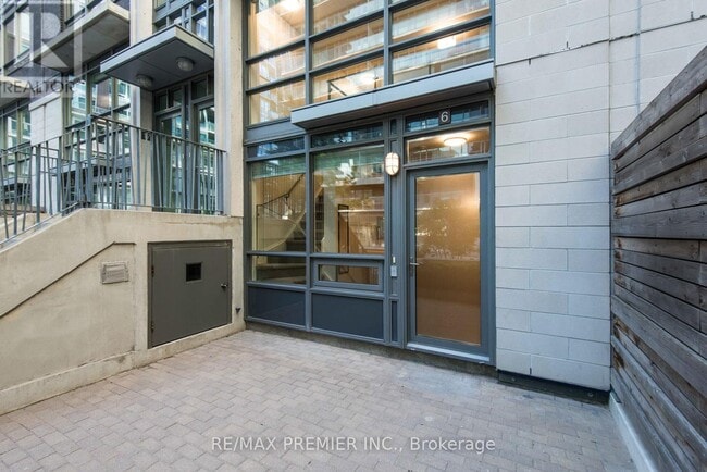 Photo du bâtiment - 57-T57 E Liberty St