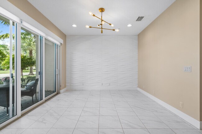 Building Photo - 4133 Faraday Wy