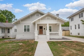 Building Photo - 1061 S Roanoke Ave
