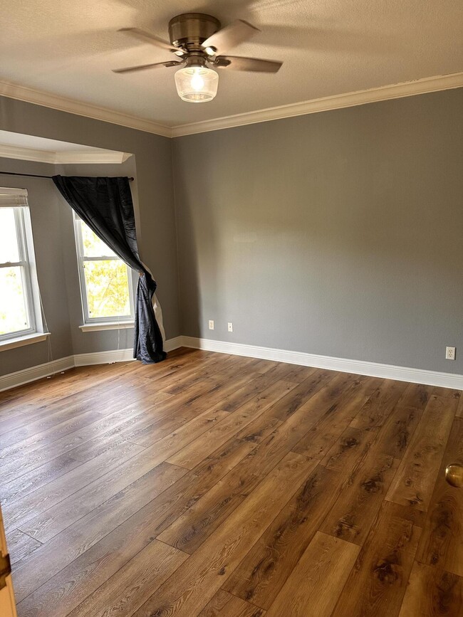 Building Photo - 56 Spires Ln