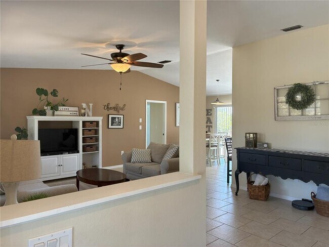Foto del edificio - 2067 Newcastle Ln
