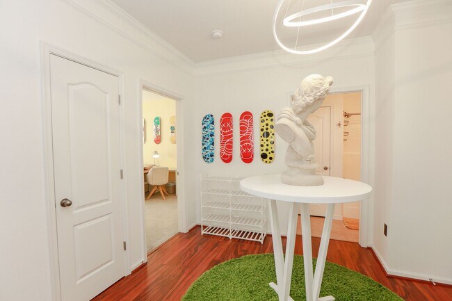 Foto del edificio - Riverside  Condo-RARE-Ready Jan 26