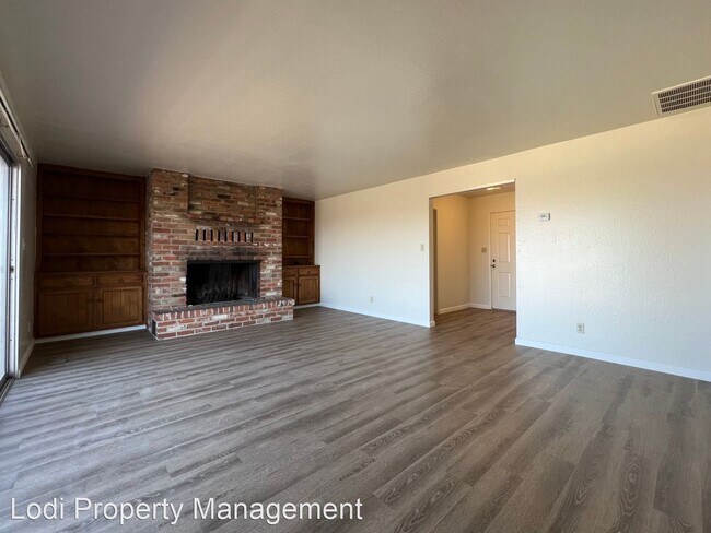 Building Photo - 3 br, 2 bath House - 17345 E HWY 88