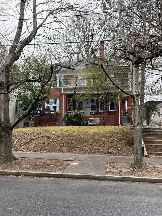 Building Photo - 1168 Orme Cir NE