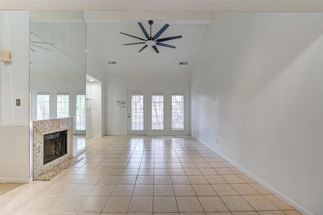 Building Photo - 16800 Sugar Pine Dr