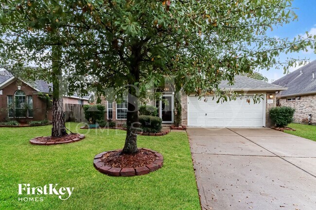 Foto del edificio - 11026 Seminole Spring Ln