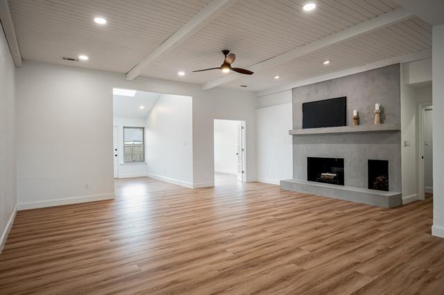 Building Photo - 1301 Huntington Dr