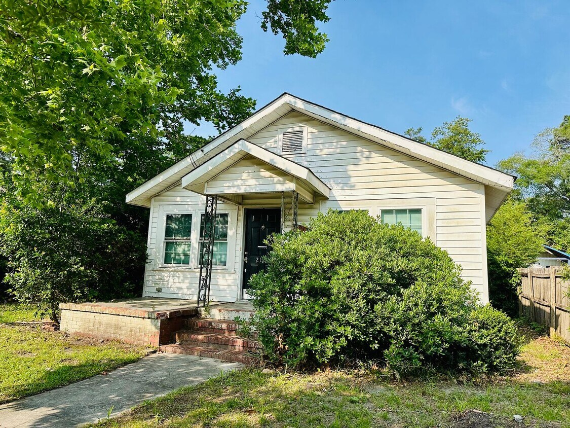 Primary Photo - WILMINGTON - Sunset Park - Great location!...