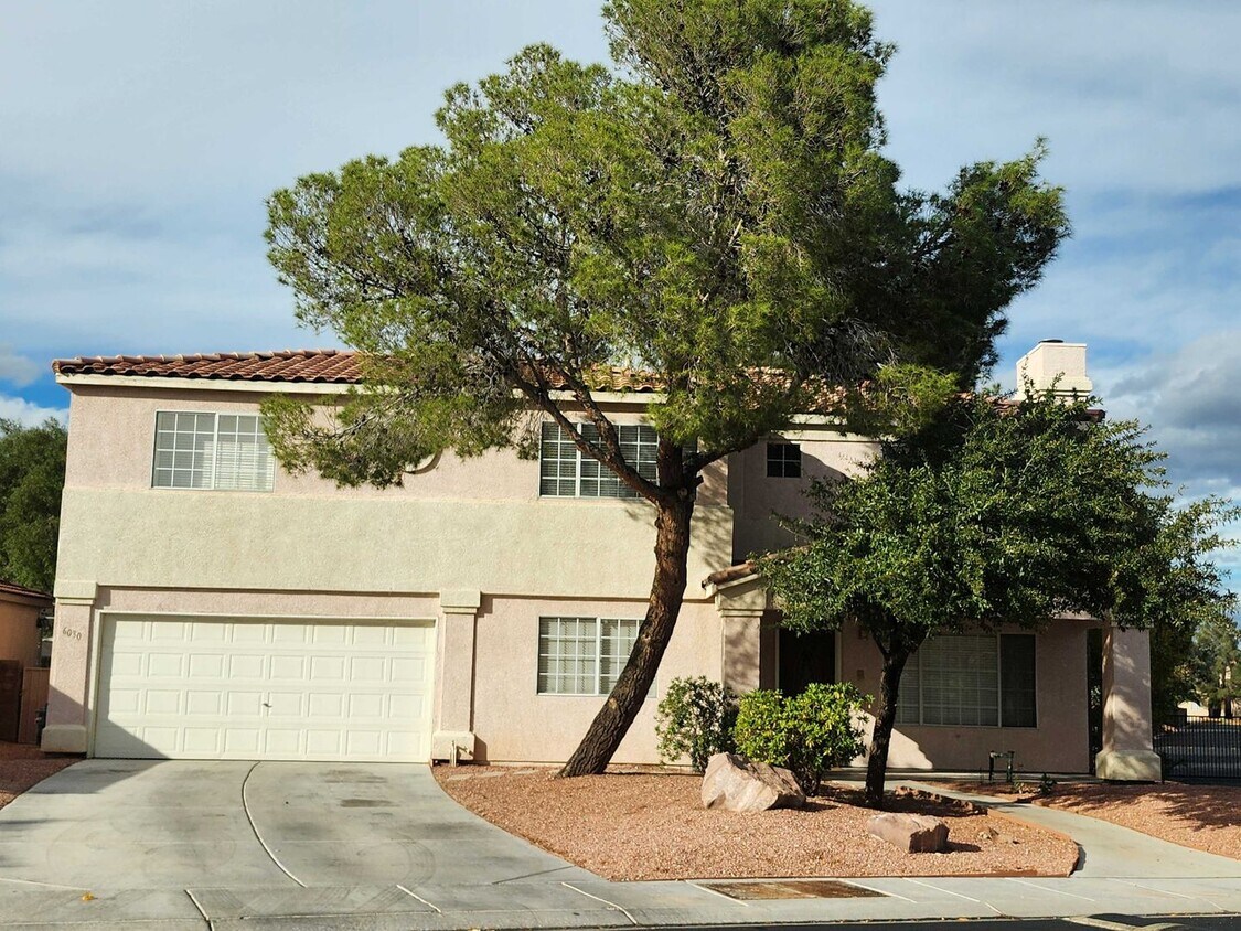 Foto principal - Large 5 bedroom