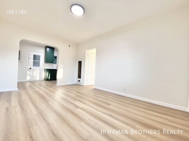 Building Photo - 821 Maple St Santa Monica CA 90405