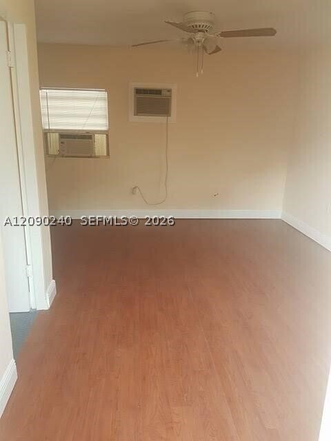 Building Photo - 1519 N 59th Terrace