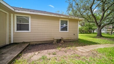 Building Photo - 2216 Avenue F Building Photo - 2216 Avenue F