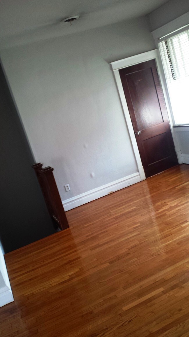 Building Photo - 3627 Fillmore St