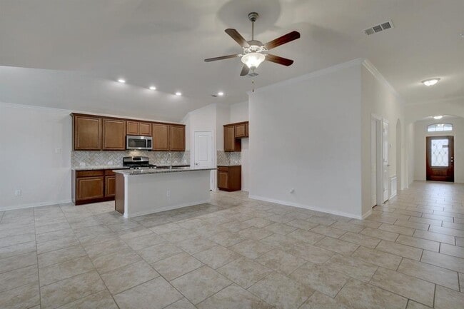 Building Photo - 101 Briar Glen Dr